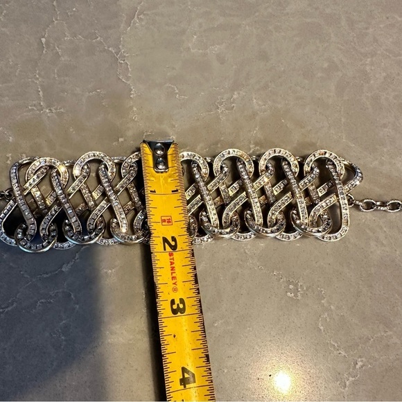 Chanel 2016 Strass link light gold + Swarovski crystal bracelet in original box - Picture 11 of 14